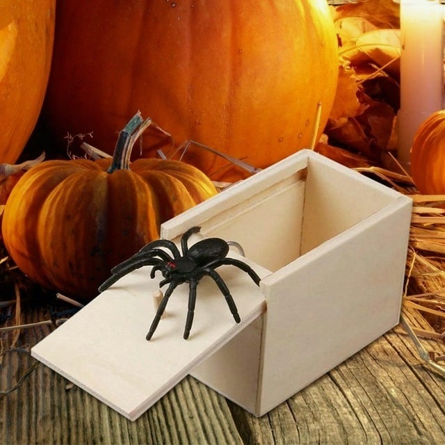 🔥LAST DAY 50% OFF🔥Super Funny Crazy Prank Gift Box Spider - Buy 3 Free Shipping