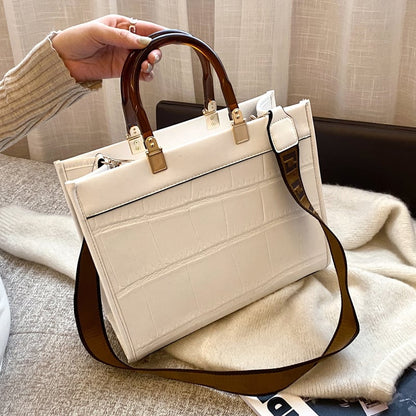 💥2025 HOT SALE- 40% off💥Women's fashionable one shoulder messenger bag -ins tote bag